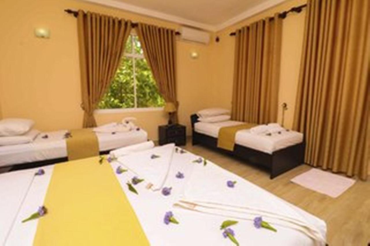 Peacock Resort Anuradhapura Exterior foto